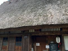 -白川乡与五箇山的合掌构造村落