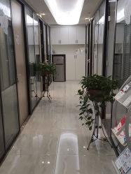 -咪咪专业脱毛连锁机构
