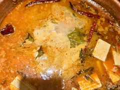 -洱火云南酸菜牛肉火锅(石景山当代商城店)