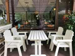 露天位-Local泰莲庭(虹鳟鱼店)