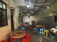大堂-海口滨海新村143号海南老字号炒菜店