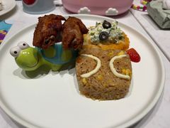 -水桶王国主题餐厅·聚会·生日派对·亲子活动·家庭套餐(亚龙湾希尔顿店)