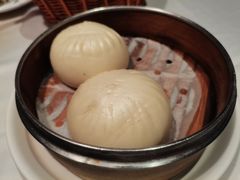 鲜肉大包-翡翠小城·海鲜豆捞·广式点心(老佛爷店)