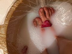 -快乐大桶水养生足浴SPA(前兴路店)