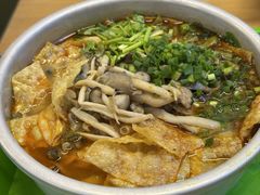-丽丽三鲜螺蛳粉(田林路店)