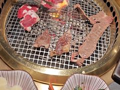 -铭牛烧肉·和牛海鲜自助(高新月牙湖店)