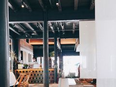 大堂-Metal hands·铁手咖啡