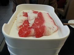 -怡人怡口牛排海鲜自助(飞龙大厦店)