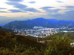 -定都峰