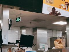 -麦当劳(展览路店)