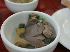 -老石黑山羊毛驴肉火锅(金凯广场店)