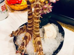 -鲜入围煮花胶鸡海鲜火锅