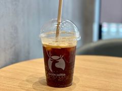 黑金气泡美式-瑞幸咖啡(时代TIT广场店)