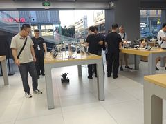 -DJI大疆(深圳华强北曼哈授权体验店)