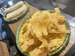 -尚尚仙·酸汤猪手·猪肚鸡火锅(华联万柳购物中心店)