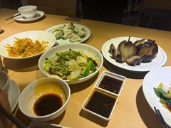 -关东小磨东北菜(上海长风大悦城店)