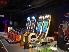 -VS SPORTS PARK运动玩乐园·团建·生日会(合生汇店)