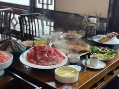 -小天鹅火锅·一线江景洪鼎旗舰店(洪崖洞店)