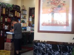 -壹阁胡羊焖饼(特色小吃街店)