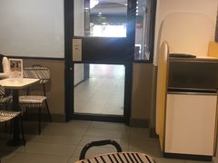 -麦当劳(中唱大厦店)