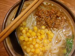 -谭师爷龙抄手(白下路店)
