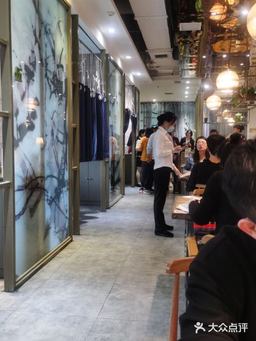 三姐妹餐厅(曲江店)大堂图片
