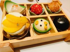 -翡翠小城·海鲜豆捞·广式点心(老佛爷店)