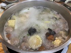 -云聚汇牛很鲜潮汕牛肉火锅(克拉玛依汉博店)
