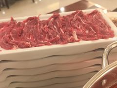 大别山小黄牛火锅-元一希尔顿酒店·鲜切牛肉火锅禅自助餐厅