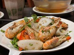 -大头虾越式风味餐厅(光明广场店)