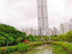 -万绿园