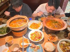 -吃饭皇帝大(长宁龙之梦店)