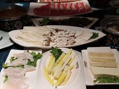 -名都晓荷塘主题火锅(建设大街店)