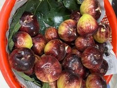 -银峰农庄·特色烧鸡·鲜无花果浸鸡