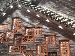 -八一路好吃街(雨田商务大厦店)