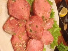 上等牛舌-炼火烤肉店