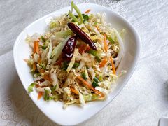 凉拌大白菜-那达慕蒙古风味酒楼