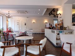 【Cafe&nbsp;de&nbsp;Paris】店内-Cafe de Paris(林荫路店)