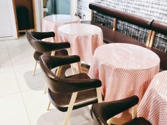 等位区-熊叔熊婶面包房(团结湖店)