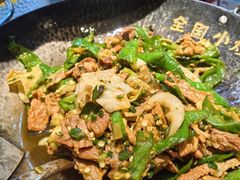 -费大厨辣椒炒肉(黄兴中心广场店)