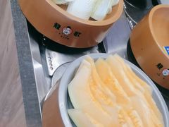 -龍歌自助小火锅(市南金茂湾店)