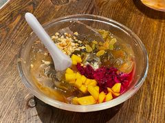 五彩冰粉-龙巢盱眙龙虾·牛蛙·烧烤宵夜(八卦岭店)