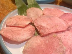 上等牛舌-炼火烤肉店