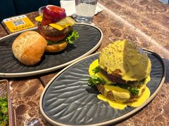 -Let'sBURGERplus·非常创意汉堡(三里屯店)