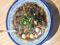 -八一路好吃街(雨田商务大厦店)