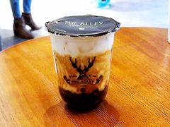 黑糖鹿丸鲜奶-THE ALLEY 鹿角巷(时代天街A馆店)