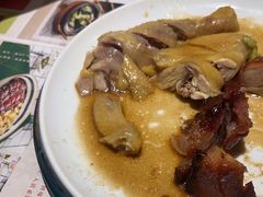叉烧拼白切鸡-添饭茶餐厅(天悦龙庭店)