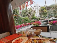 -岷山饭店-芝芝自助餐厅