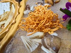 -滇釜火锅·能喝汤的火锅(车公庄店)