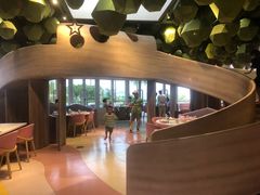 -水桶王国主题餐厅·聚会·生日派对·亲子活动·家庭套餐(亚龙湾希尔顿店)